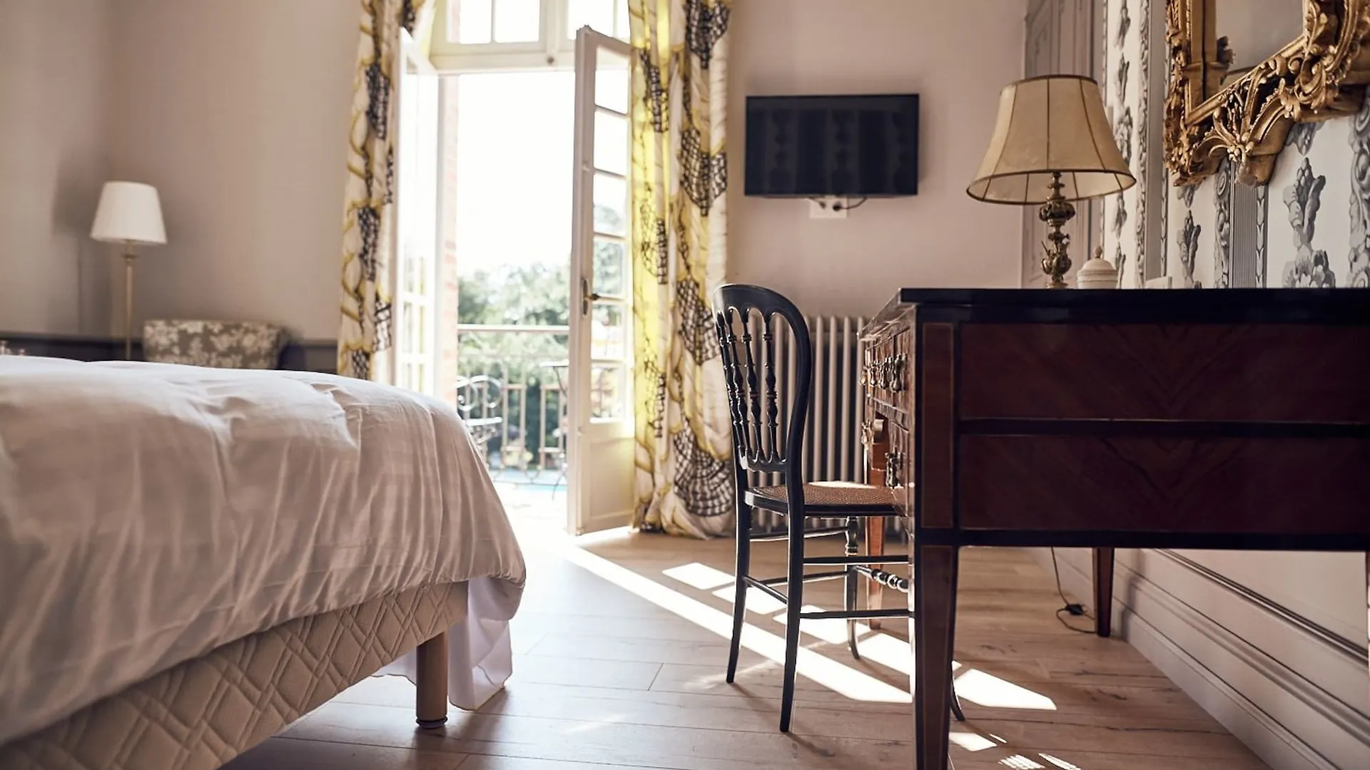 ***** Guest house Castel Bois Marie, Maison D'Hotes Montauban France