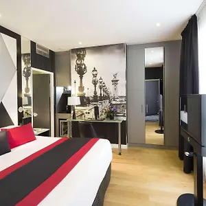 **** Hotel L'empire - Louvre France